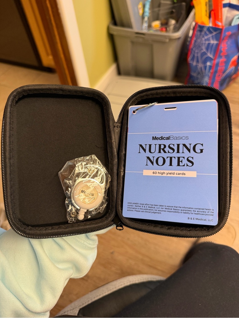 Medical Basics Blue Nursing Notes Card Set with Badge Reel